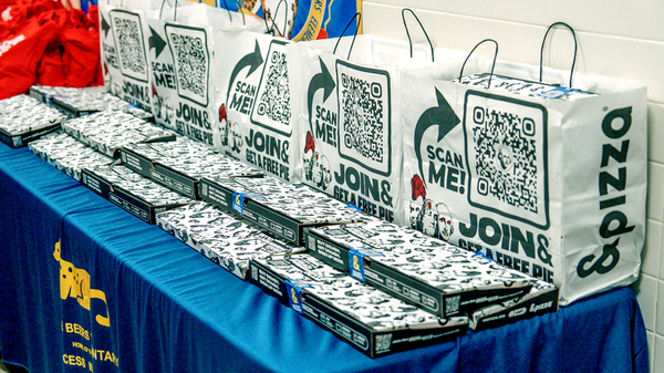 Celebrating Educator's Week with Anne Beers Elementary & Our Friends at &pizza